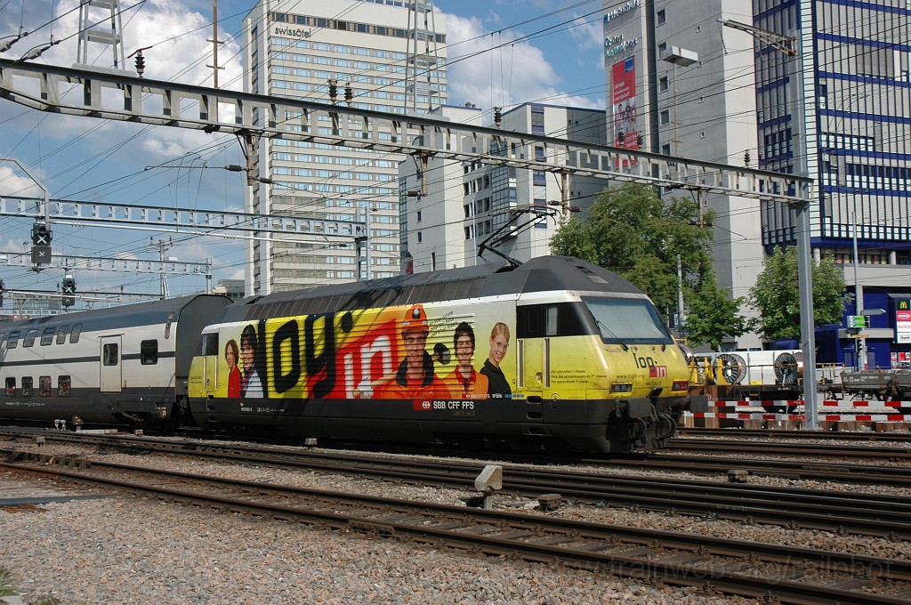 2115-0014-190511.jpg - SBB-CFF Re 460.053-2 «Suhrental / Login» / Zürich-Oerlikon 19.5.2011