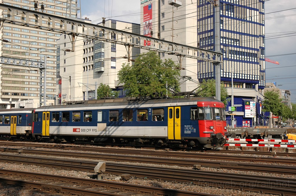 2117-0035-190511.jpg - SBB-CFF RBe 540.064-3 / Zürich-Oerlikon 19.5.2011
