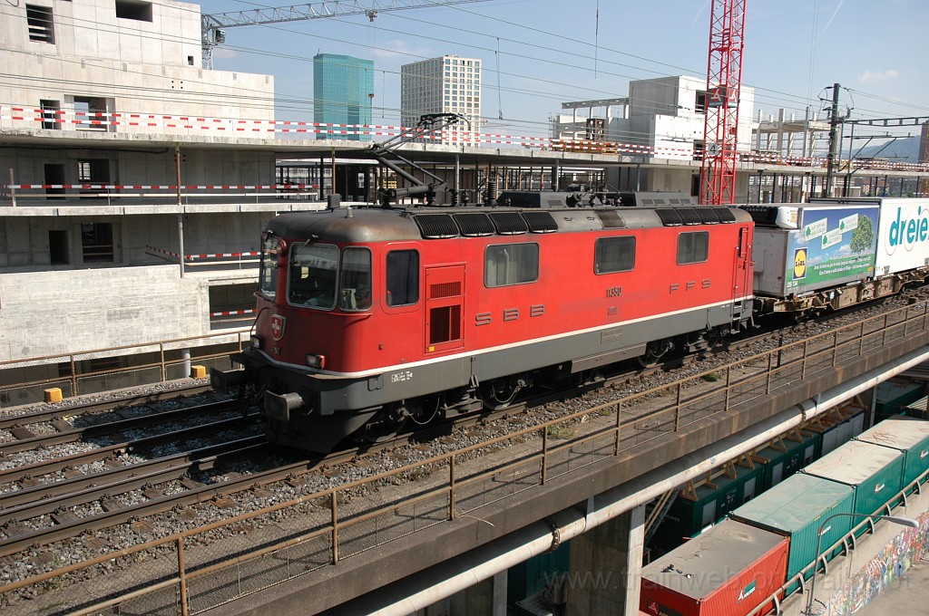2121-0036-230511.jpg - SBB-CFF Re 4/4''' 11350 / Zürich Käferbergbrücke 23.5.2011
