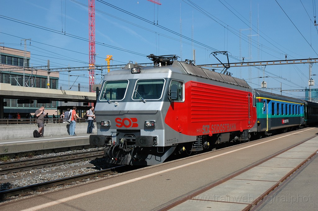 2124-0023-250511.jpg - SOB Re 446.015-0 / Zürich-Altstetten 25.5.2011