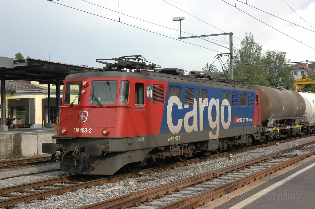 2126-0018-260511.jpg - SBB-CFF Ae 610.463-2 «Göschenen» / Wetzikon 26.5.2011)