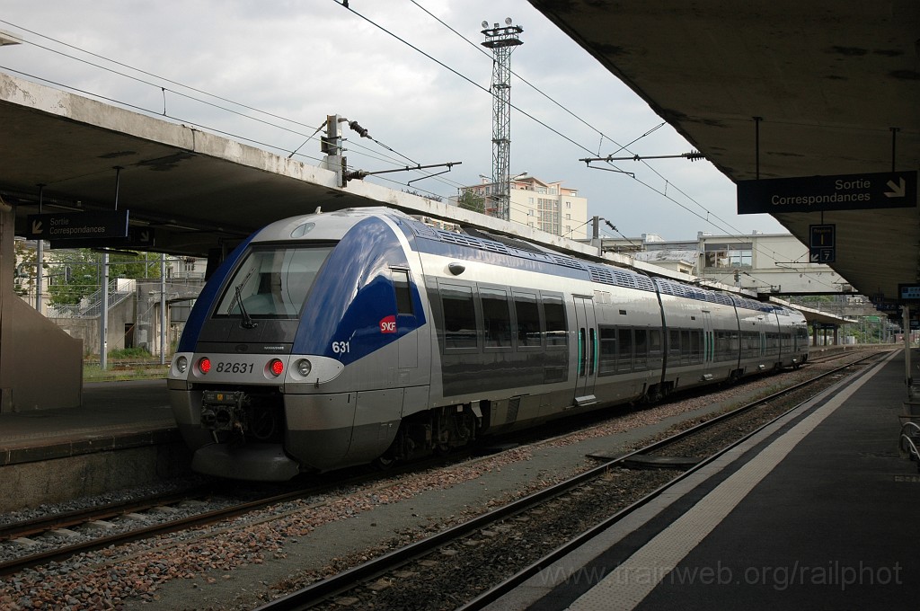 2128-0003-020611.jpg - SNCF B 82631 / Mulhouse-Ville 2.6.2011