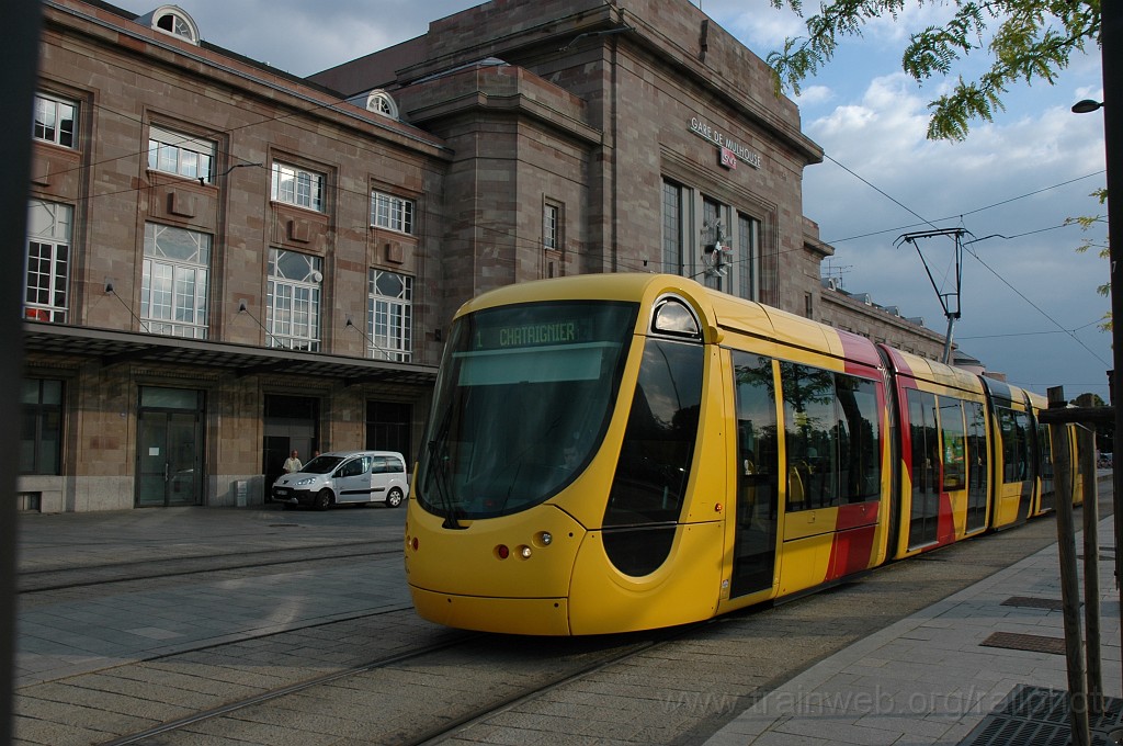 2128-0018-020611.jpg - Soléa Citadis 302 Nr. 2014 / Mulhouse gare centrale 2.6.2011