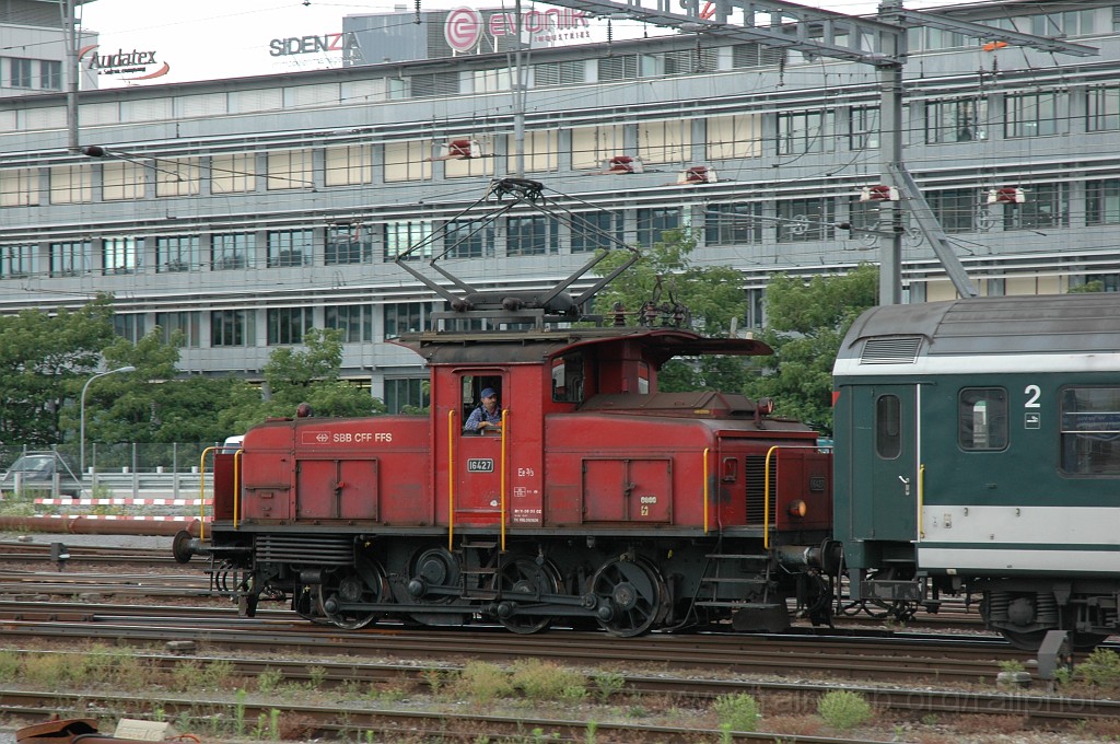 2133-0046-100611.jpg - SBB-CFF Ee 3/3 16427 / Zürich HB 10.6.2011