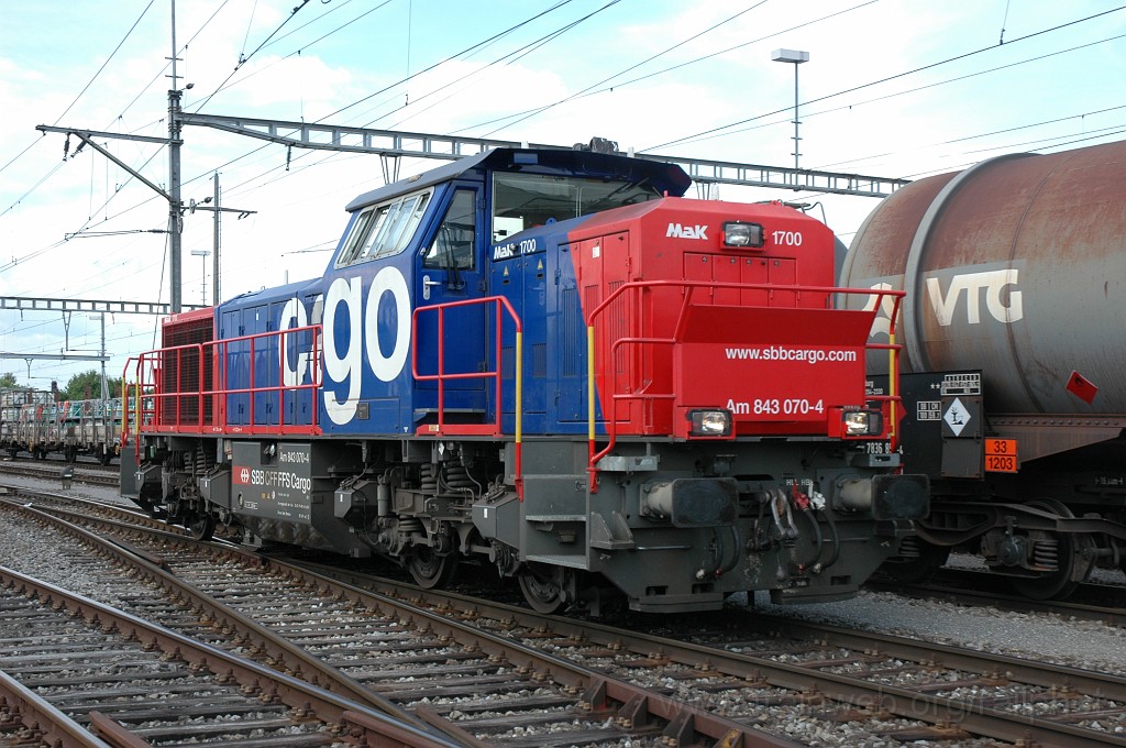 2135-0039-150611.jpg - SBB-CFF Am 843.070-4 / Niederglatt 15.6.2011