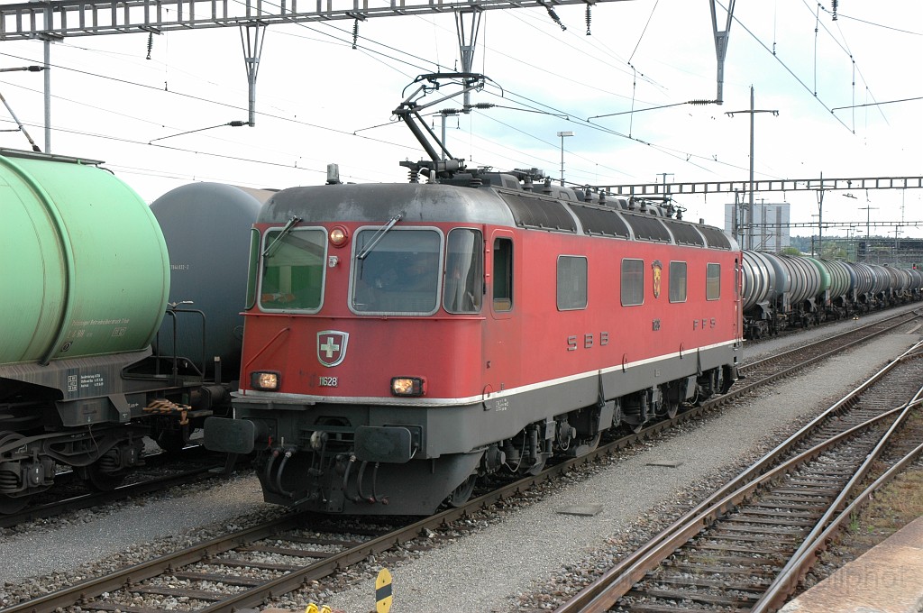 2136-0004-150611.jpg - SBB-CFF Re 6/6 11628 «Konolfingen» / Niederglatt 15.6.2011
