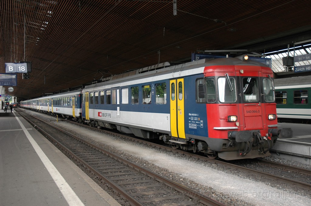 2139-0006-230611.jpg - SBB-CFF RBe 540.064-3 / Zürich HB 23.6.2011