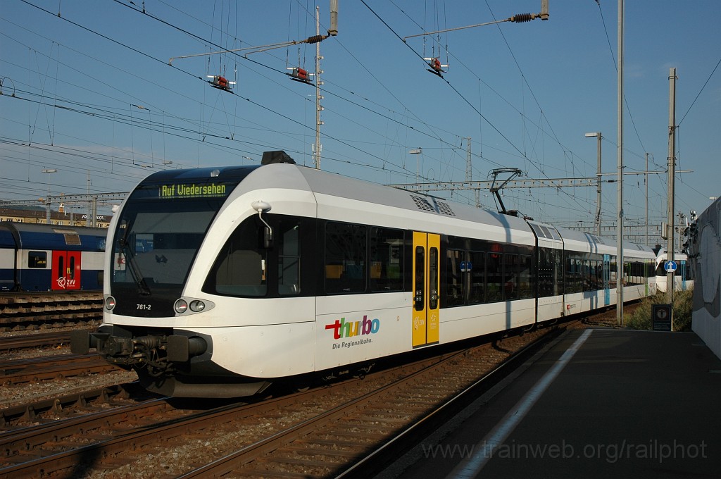2143-0043-120711.jpg - Thurbo RABe 526.761-2 + 526.776-0 / Zürich HB 12.7.2011