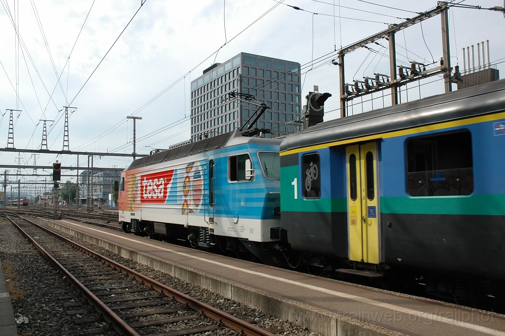 2145-0002-120711.jpg - SOB Re 446.017-6 «Tesa» / Zürich-Altstetten 12.7.2011