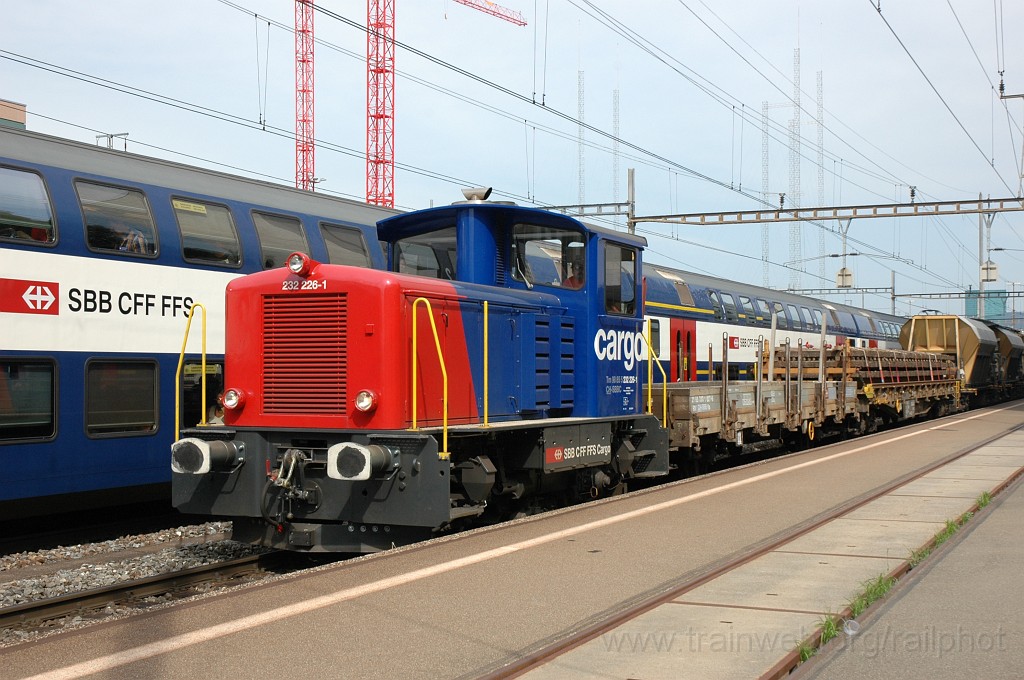 2145-0011-120711.jpg - SBB-CFF Tm 232.226-1 / Zürich-Altstetten 12.7.2011