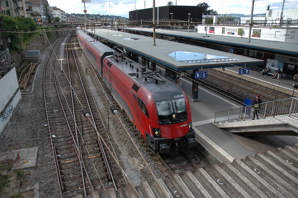 2153-0012-180711.jpg - ÖBB 1116.209-6 / Thalwil 18.7.2011