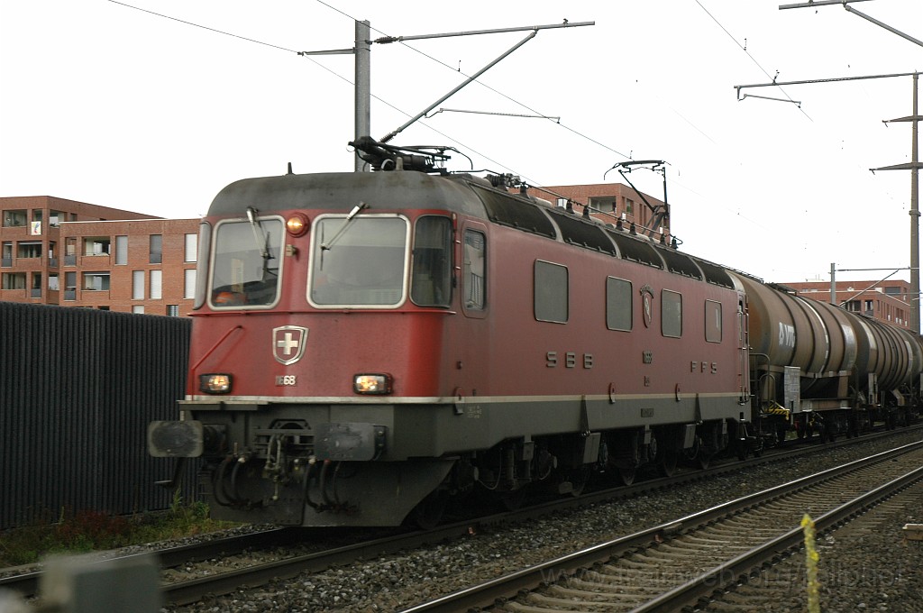 2154-0028-200711.jpg - SBB-CFF Re 6/6 11668 «Stein-Säckingen» / Zürich-Affoltern 20.7.2011