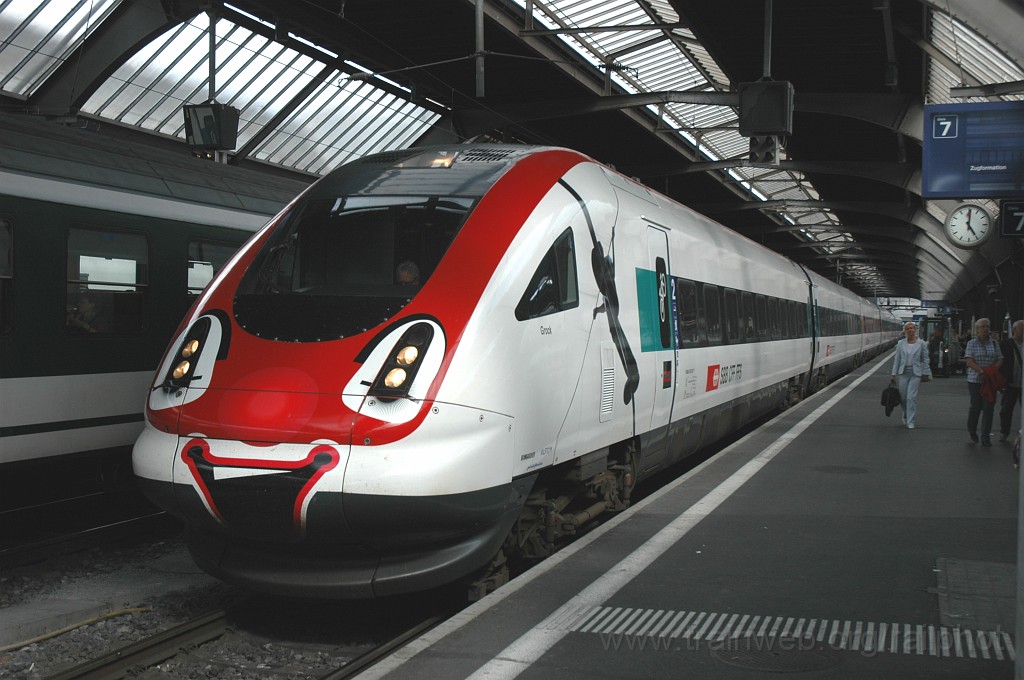 2155-0013-260711.jpg - SBB-CFF ICN RABDe 500.037-7 «Grock» / Zürich HB 26.7.2011