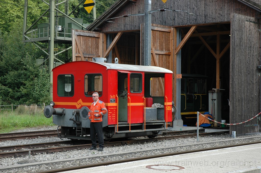 2158-0032-310711.jpg - SZU Tm 10 / Sihlwald 31.7.2011