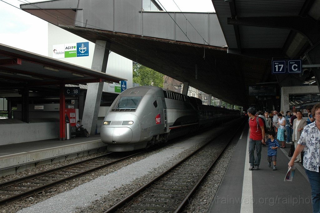 2160-0006-050811.jpg - SNCF TGV 384.003 «574.8 Km/h» / Zürich HB 5.8.2011