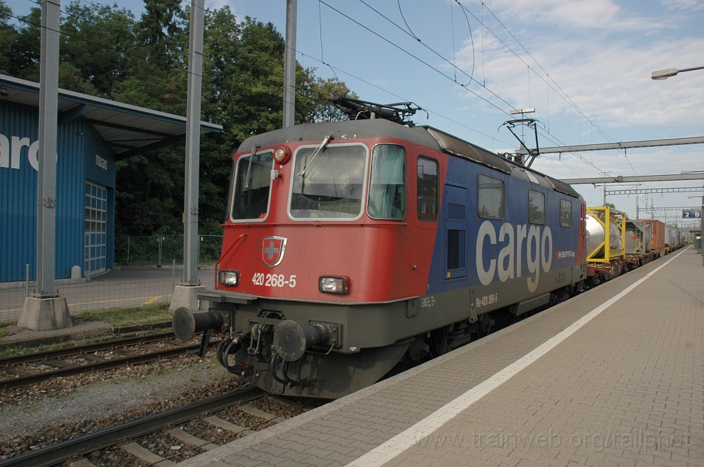 2169-0016-180811.jpg - SBB-CFF Re 420.268-5 / Zürich-Seebach 18.8.2011