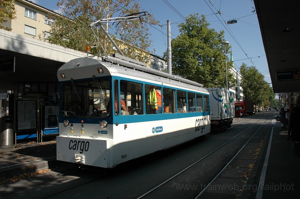 2175-0018-260811.jpg - VBZ Xe 4/4 1922 «Cargotram» + X² 1984 / Limmatplatz 26.8.2011