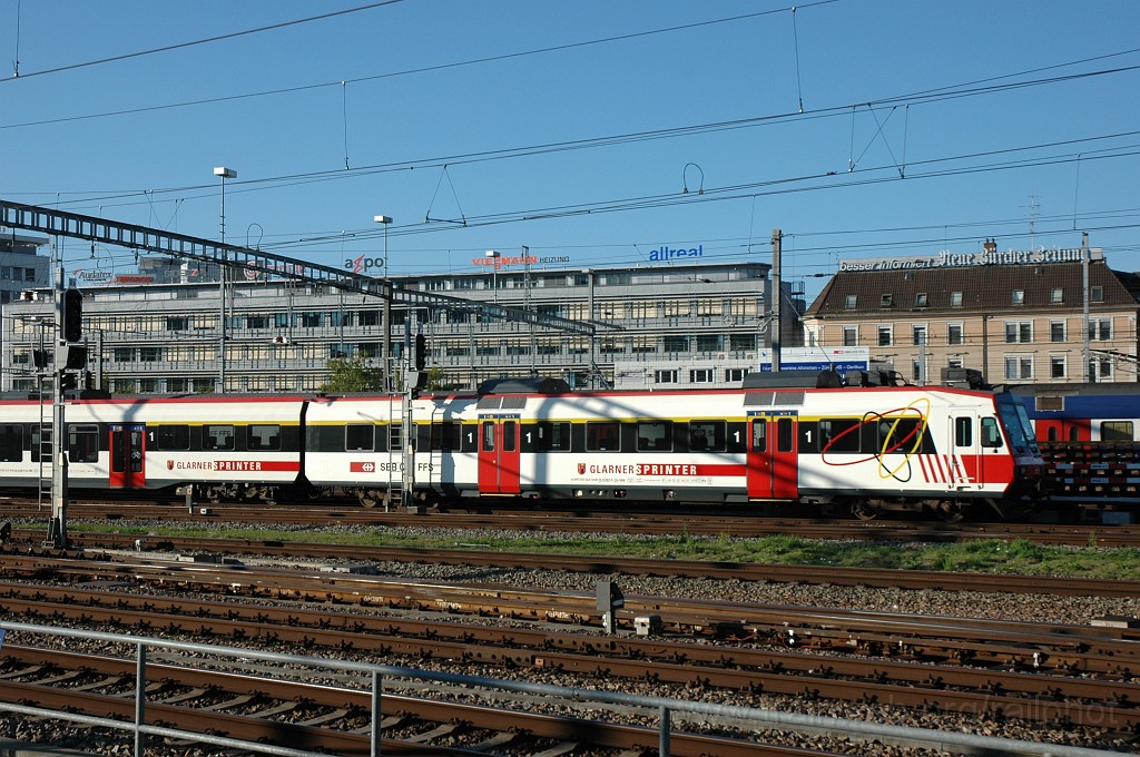 2176-0027-300811.jpg - SBB-CFF At 50 85 19-43 801-6 / Zürich HB 30.8.2011
