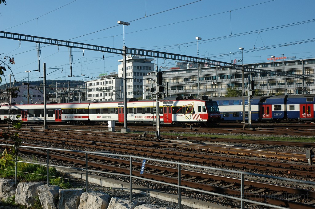 2176-0030-300811.jpg - SBB-CFF At 50 85 19-43 801-6 / Zürich HB 30.8.2011