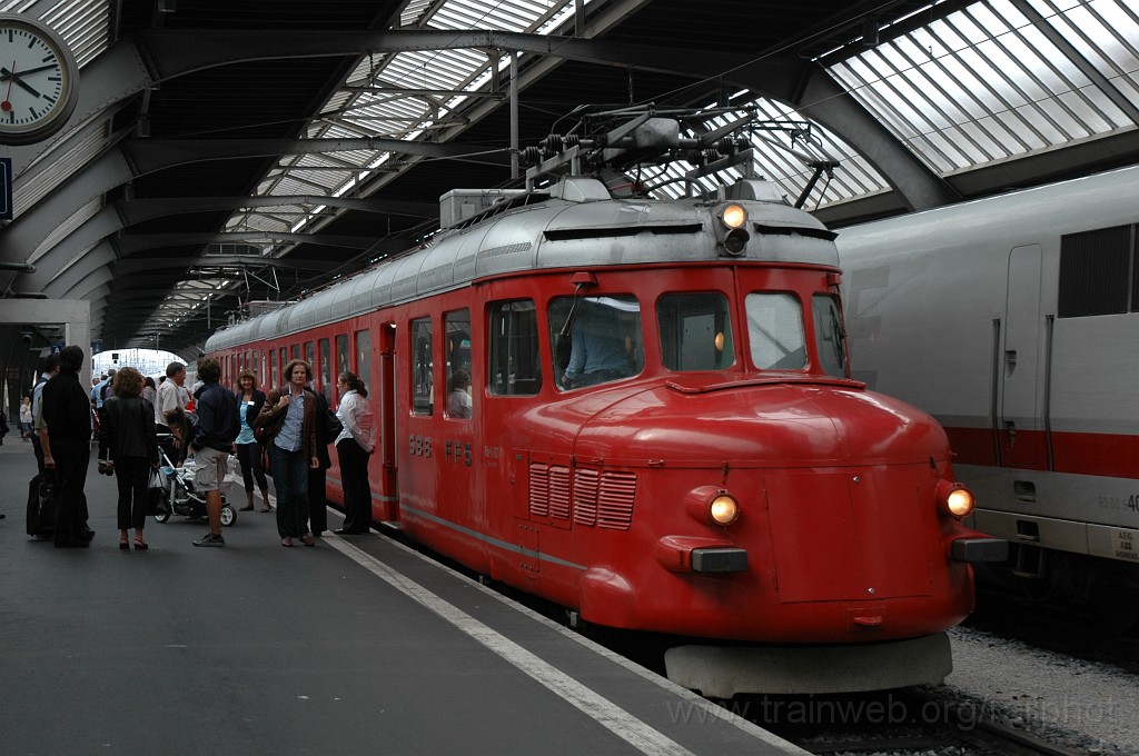 2182-0036-040911.jpg - SBB-CFF RAe 4/8 1021 / Zürich HB 4.9.2011