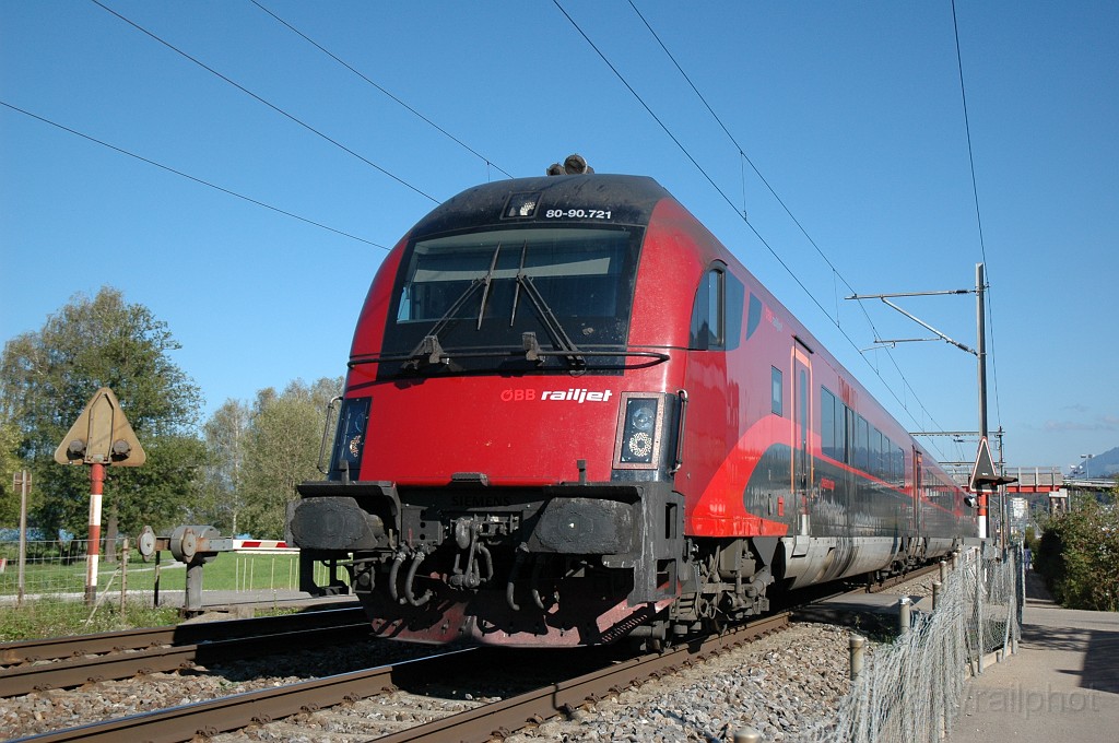 2194-0009-120911.jpg - ÖBB Afmpz 73 81 80-90 721-9 / Freienbach 12.9.2011