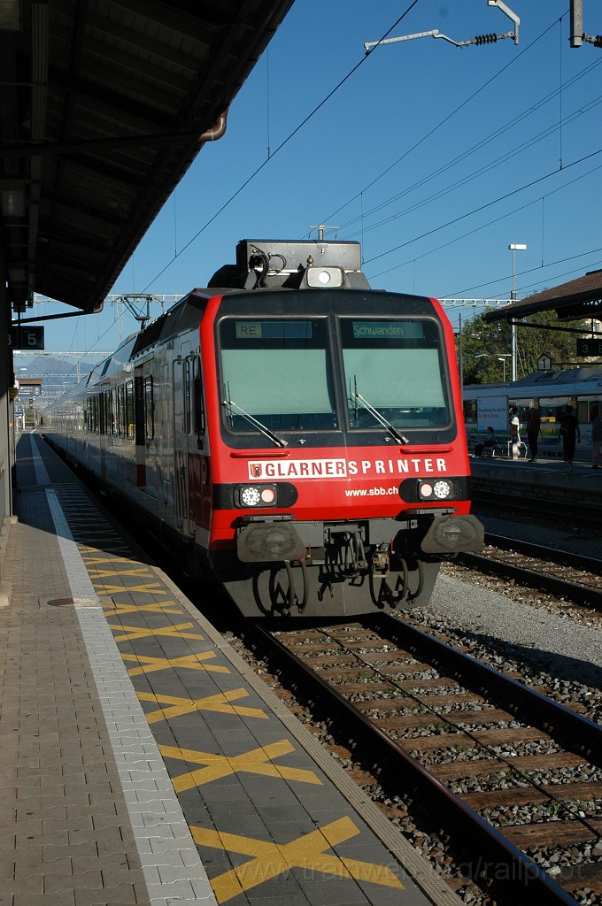 2195-0034-120911.jpg - SBB-CFF RBDe 560.202-4 / Pfäffikon SZ 12.9.2011