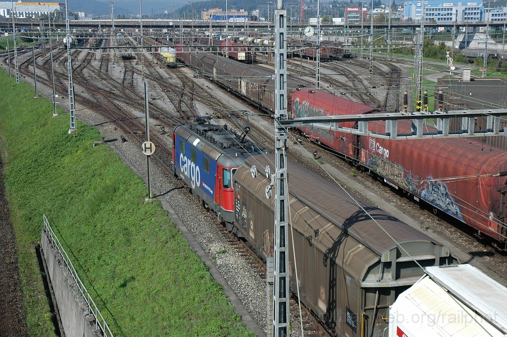 2203-0041-260911.jpg - SBB-CFF Re 420.160-4 / Spreitenbach-Tivoli (RBL) 26.9.2011