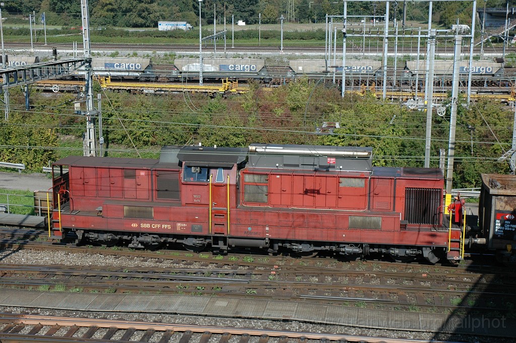 2209-0019-260911.jpg - SBB-CFF Am 6/6 18523 / Spreitenbach-Tivoli (RBL) 26.9.2011