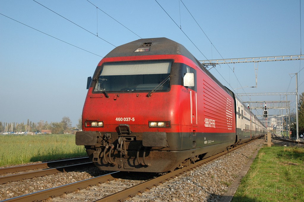 2213-0009-011011.jpg - SBB-CFF Re 460.037-5 «Sempacher See» / Freienbach 1.10.2011