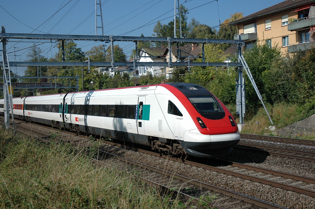 2217-0010-031011.jpg - SBB-CFF ICN RABDe 500.040-1 «Graf Zeppelin» / Winterthur 3.10.2011