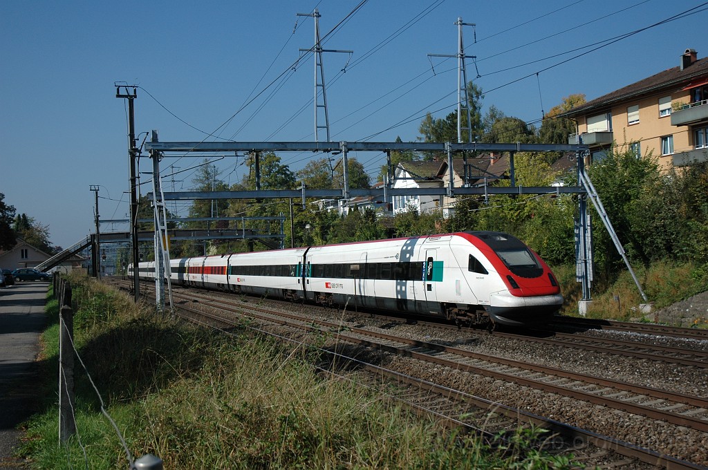 2217-0047-031011.jpg - SBB-CFF ICN RABDe 500.027-8 «Henry Dunant» / Winterthur 3.10.2011