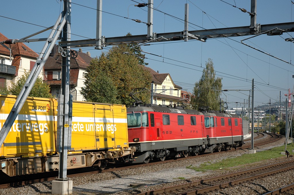 2219-0039-031011.jpg - SBB-CFF Re 4/4'' 11183 + 11166 / Winterthur 3.10.2011