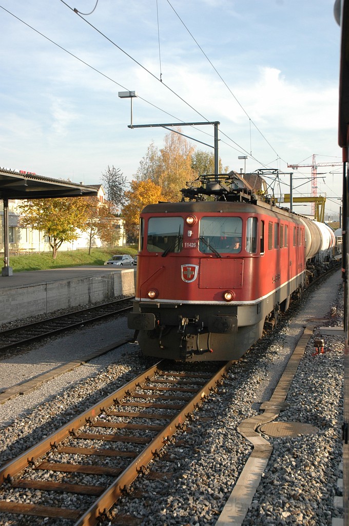 2246-0010-281011.jpg - SBB-CFF Ae 6/6 11426 «Stadt Zürich» / Wetzikon 28.10.2011