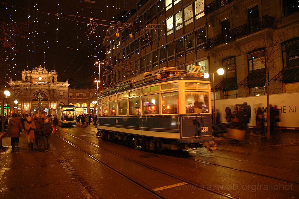 2286-0045-211211.jpg - TMZ/VBZ Ce 4/4 1330 / Bahnhofstrasse 21.12.2011