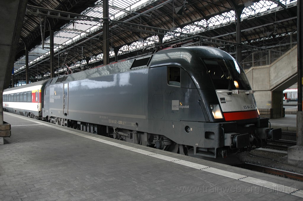 2288-0037-241211.jpg - MRCE ES 64 U2 026 / Basel SBB 24.12.2011