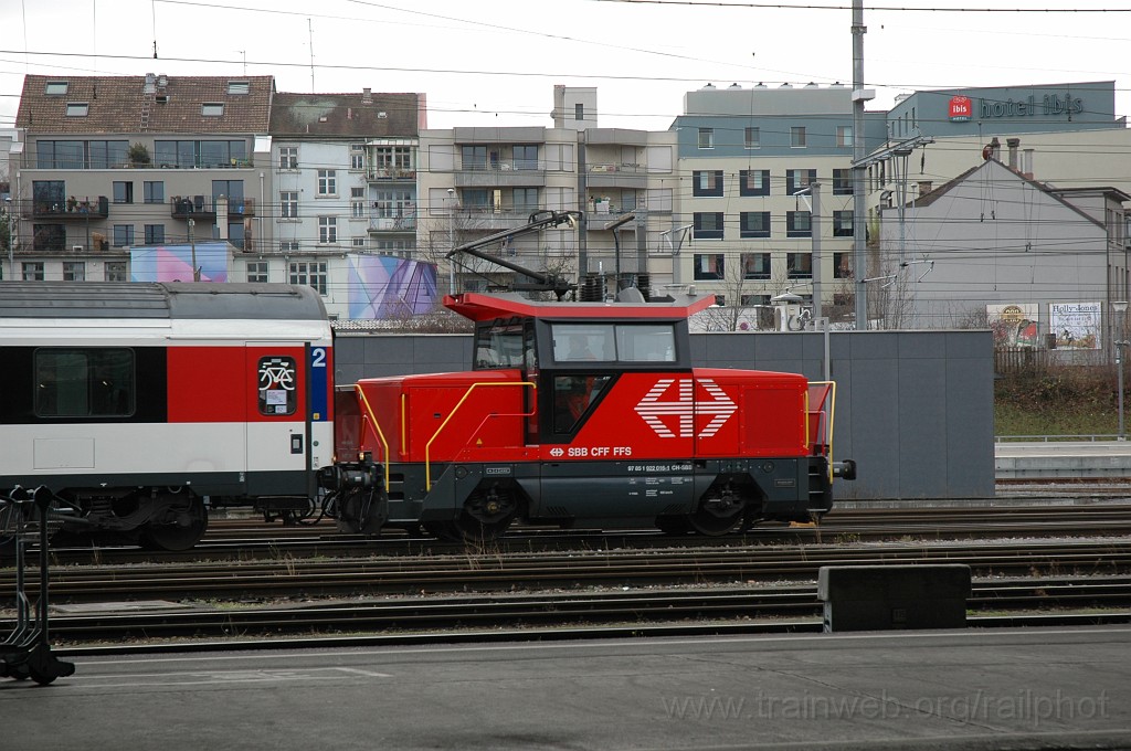 2289-0020-241211.jpg - SBB-CFF Ee 922.016-1 / Basel SBB 24.12.2011
