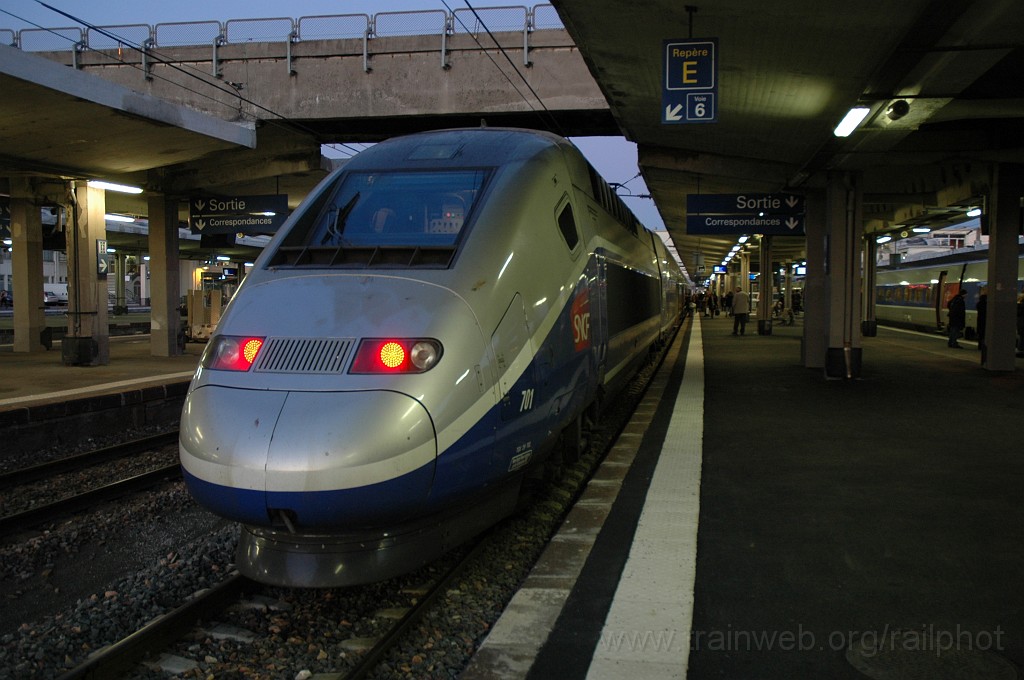 2290-0010-261211.jpg - SNCF TGV 29702 / Mulhouse-Ville 26.12.2011