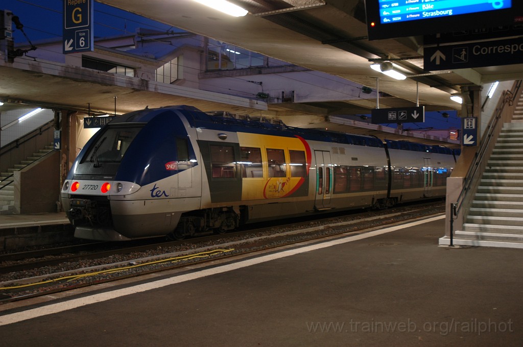 2291-0008-261211.jpg - SNCF Z 27720 / Mulhouse-Ville 26.12.2011