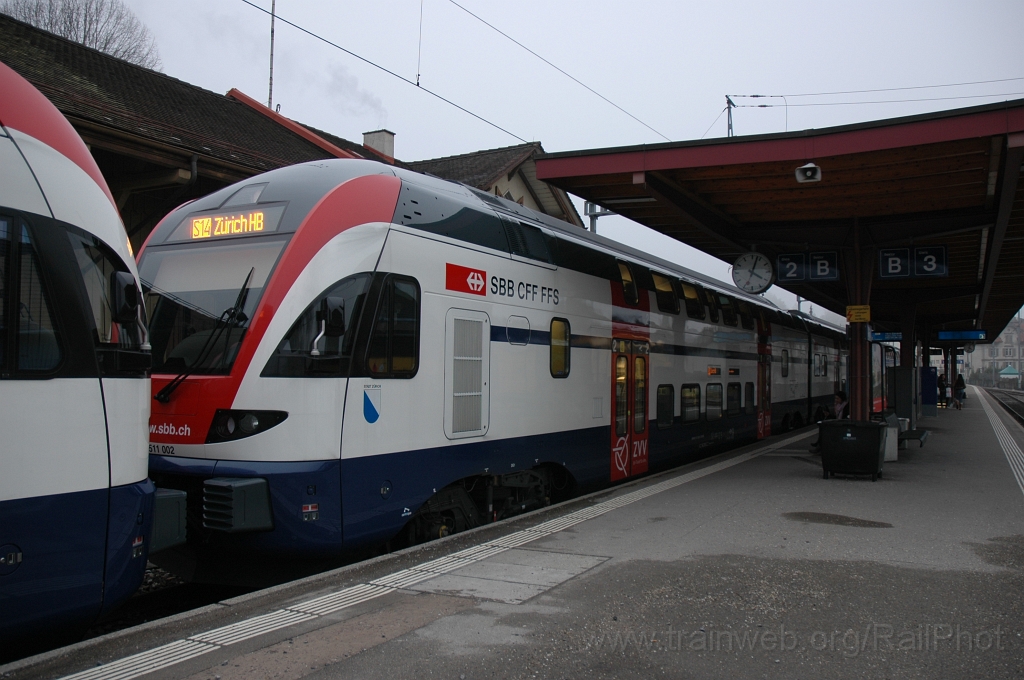 2296-0004-110112.jpg - SBB-CFF RABe 511.002 «Stadt Zürich» / Hinwil 11.1.2012