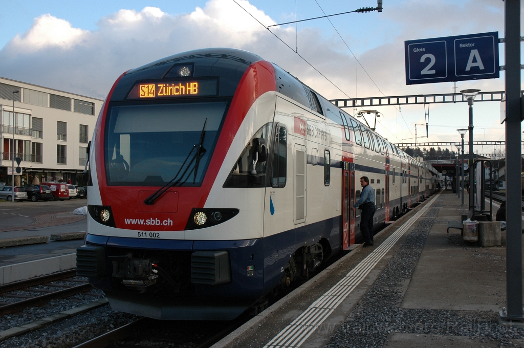 2296-0049-130112.jpg - SBB-CFF RABe 511.002 «Stadt Zürich» / Hinwil 13.1.2012