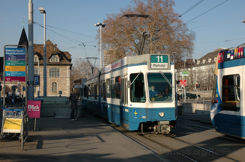 2297-0031-170112.jpg - VBZ Be 4/6' 2021 «Albisrieden» / Bahnhofquai 17.1.2012