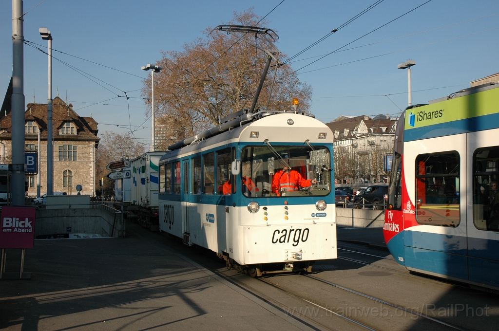 2297-0036-170112.jpg - VBZ Xe 4/4 1922 «Cargotram» / Bahnhofquai 17.1.2012