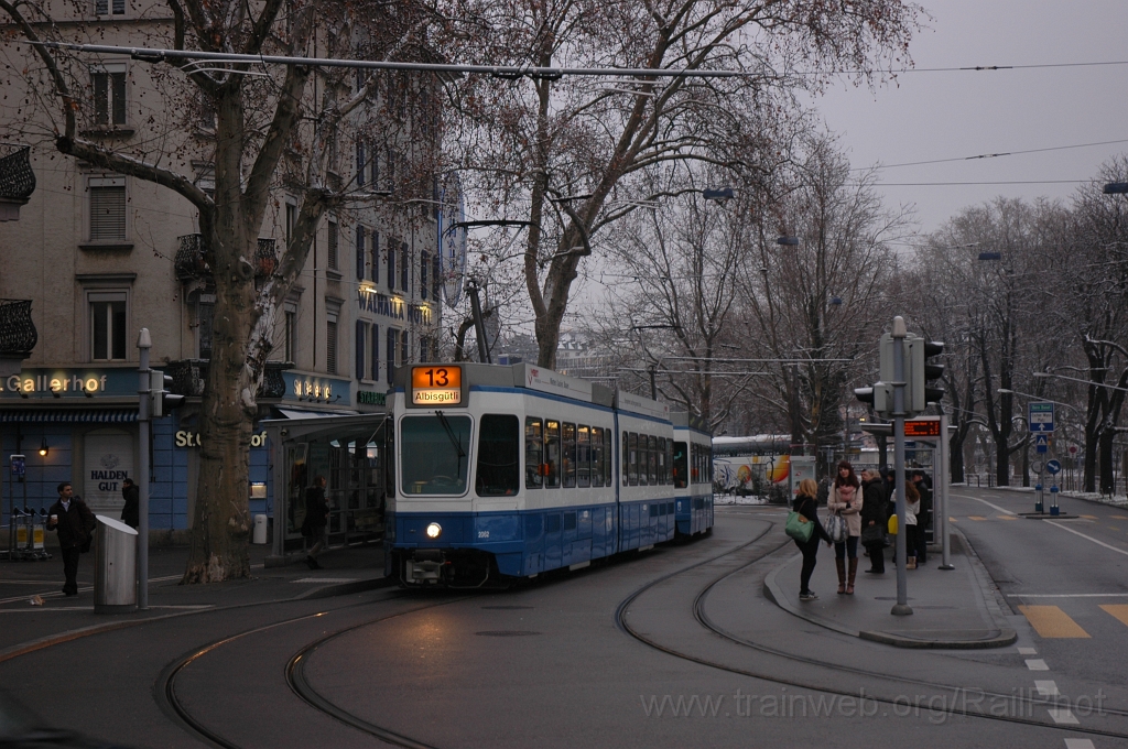 2302-0045-310112.jpg - VBZ Be 4/6'' 2062 + Be 4/6' 2040 «Rechts der Limmat» / Sihlquai 31.1.2012