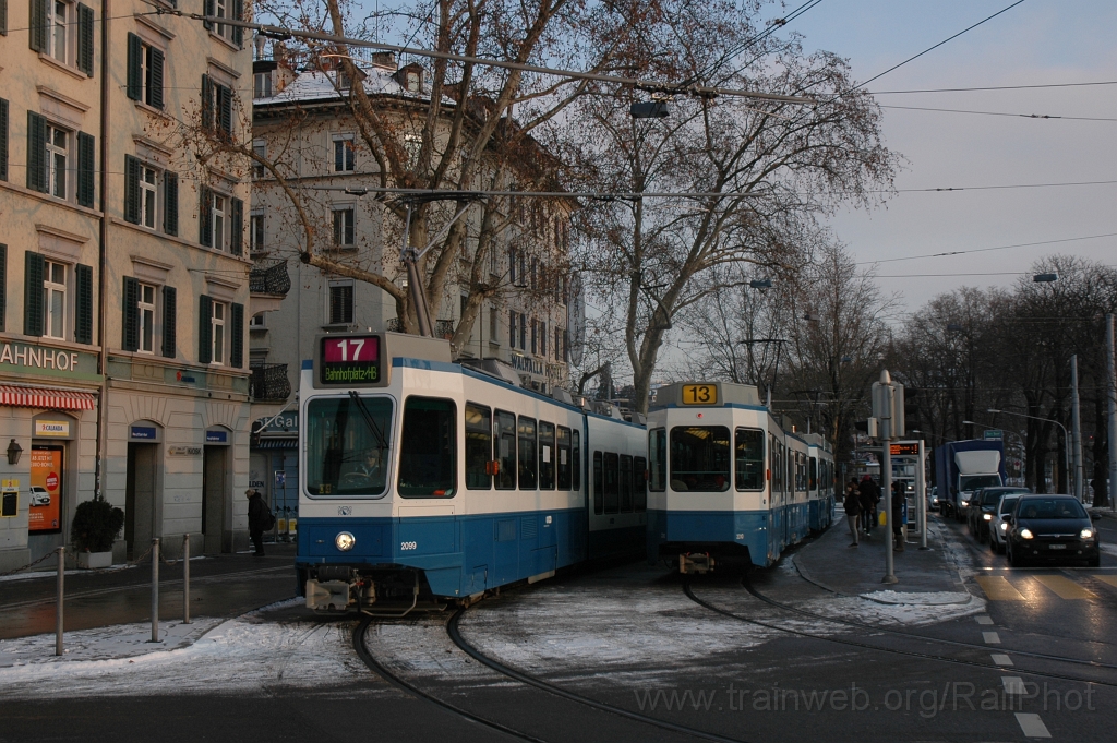 2305-0019-030212.jpg - VBZ Be 4/8 2099 + Be 4/6' 2310 / Sihlquai 3.2.2012