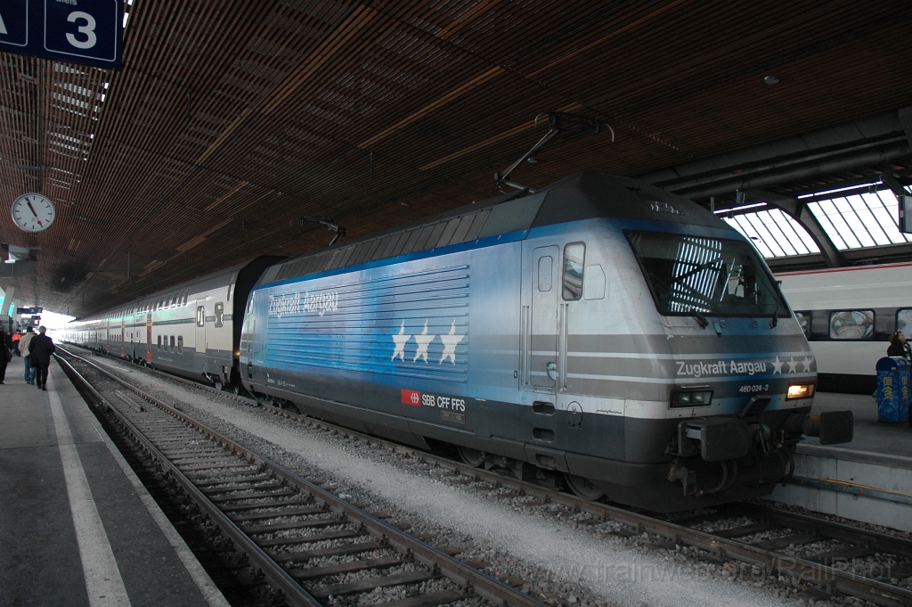 2308-0042-100212.jpg - SBB-CFF Re 460.024-3 «Zugkraft Aargau» / Zürich HB 10.2.2012