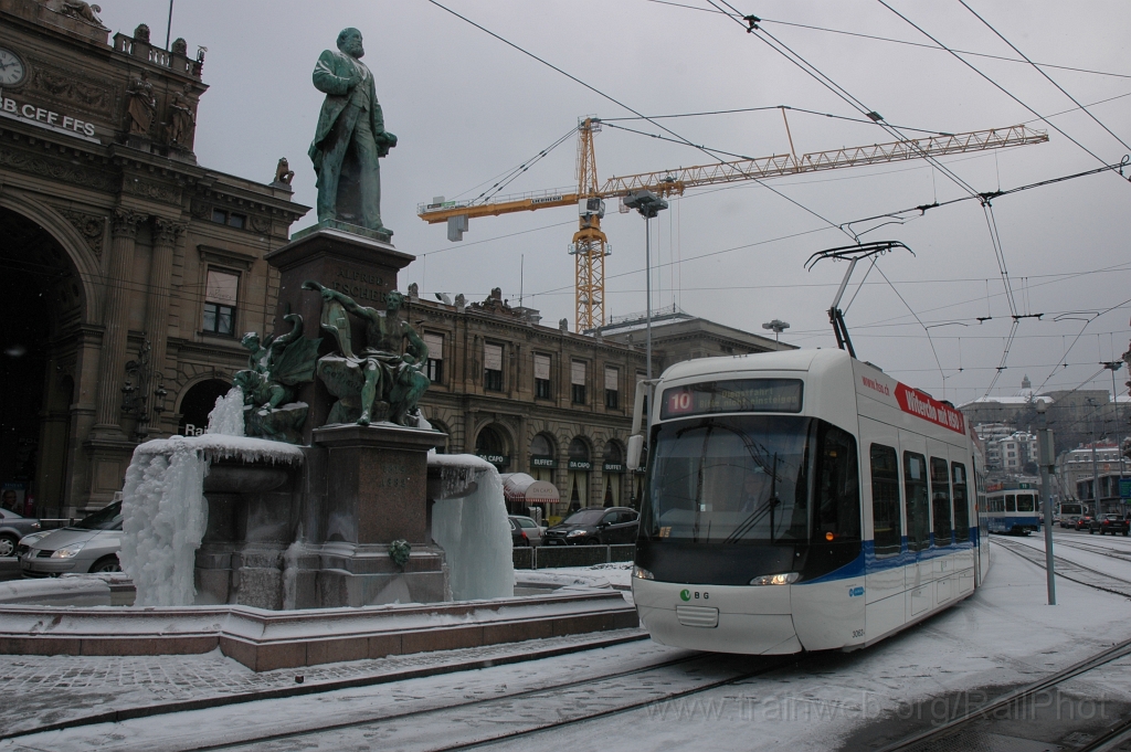 2310-0016-100212.jpg - VBG Be 5/6 3062 / Bahnhofplatz 10.2.2012
