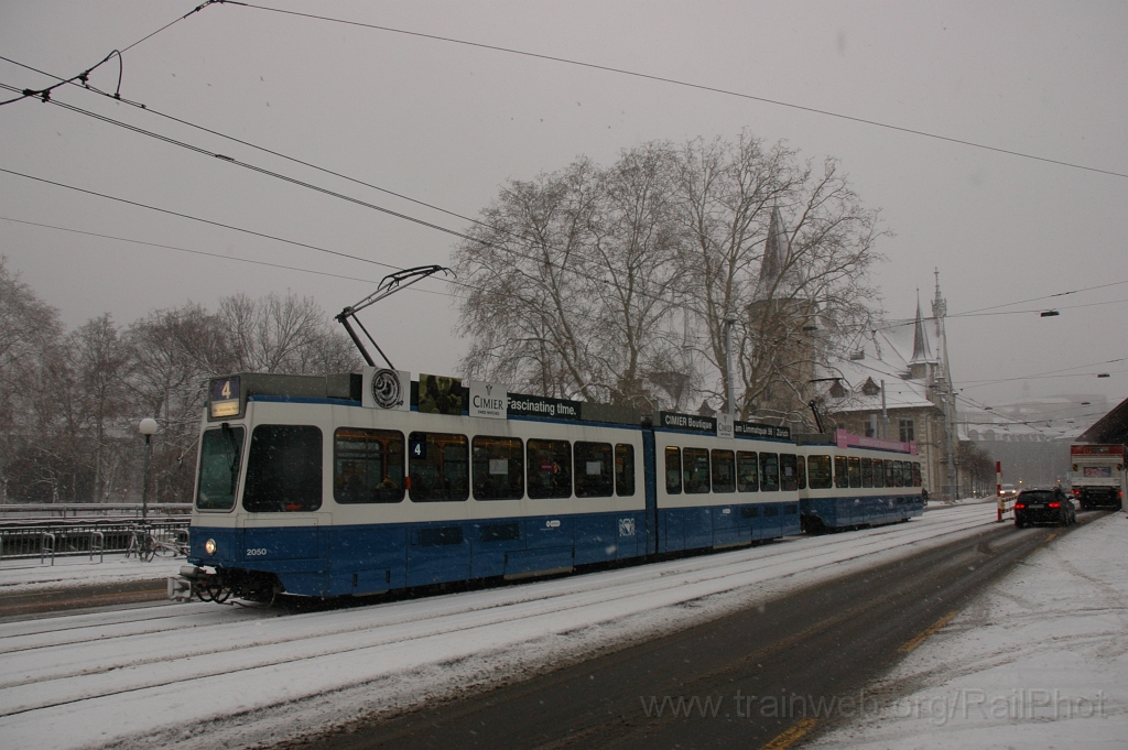 2314-0005-150212.jpg - VBZ Be 4/6'' 2050 + Be 2/4 2405 / Sihlquai 15.2.2012