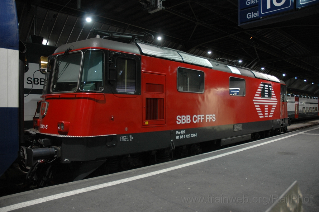 2317-0008-200212.jpg - SBB-CFF Re 420.230-5 / Zürich HB 20.2.2012