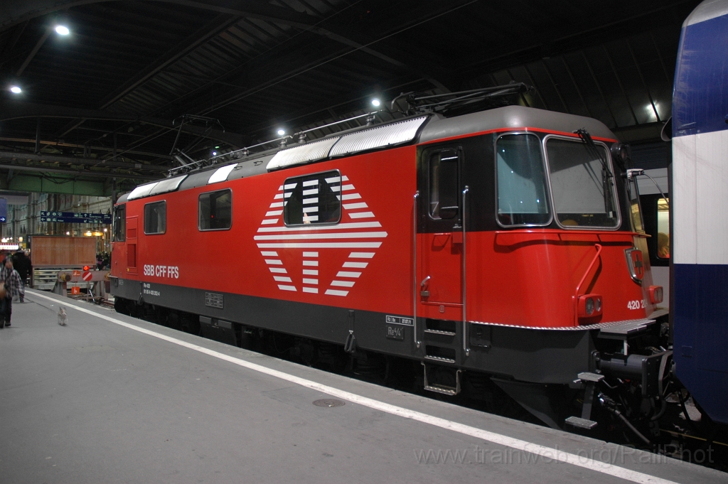 2317-0016-200212.jpg - SBB-CFF Re 420.202-4 / Zürich HB 20.2.2012