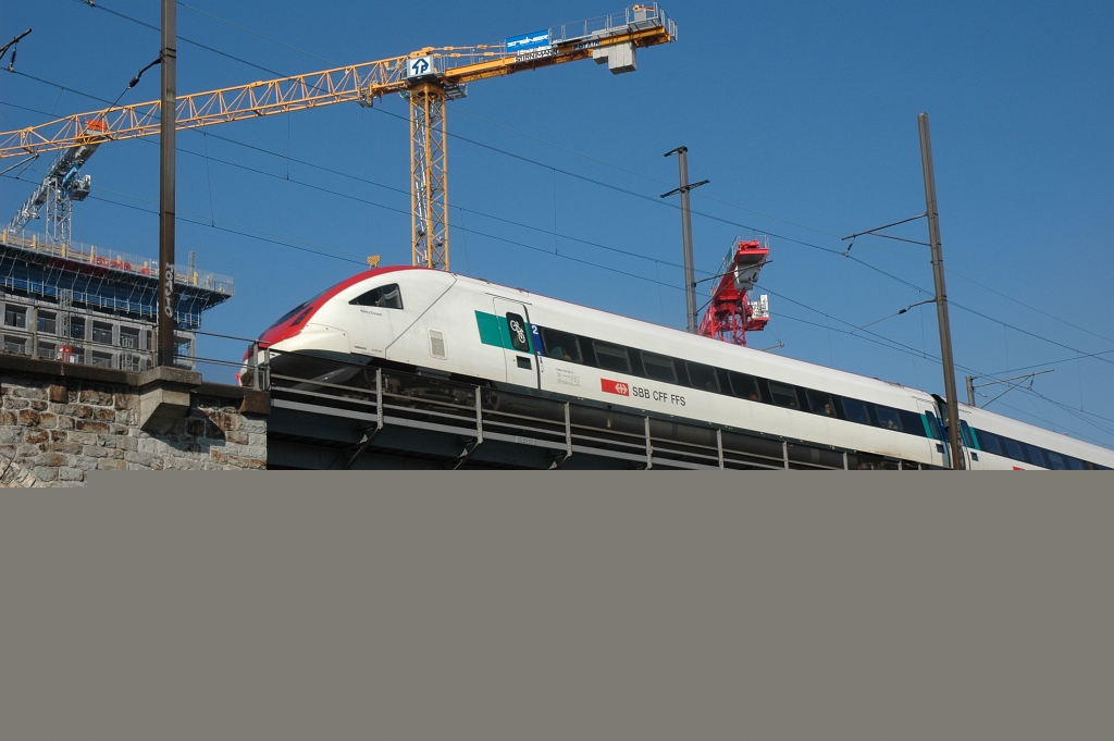 2319-0038-220212.jpg - SBB-CFF ICN RABDe 500.027-8 «Henry Dunant» / Zürich (Dammweg) 22.2.2012